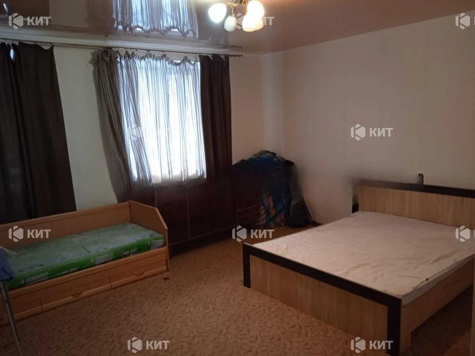 3к.74м2, Центр (ул. Чернышевская 90, м. Университет) 125753