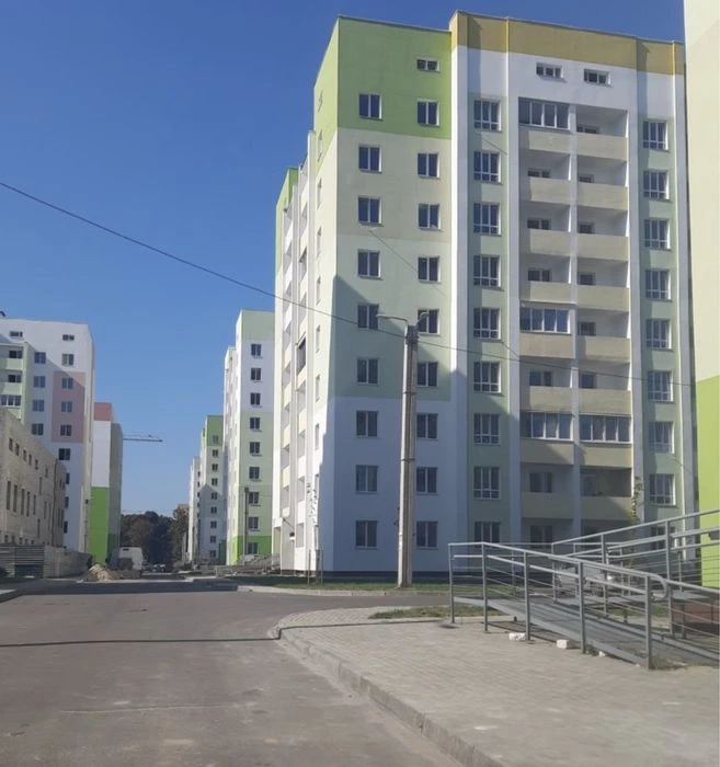 Продам просторную квартиру в ЖК Мира 3 метро Тракторный заво