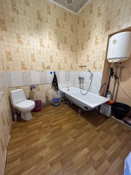 Продам 2 к. квартиру на Залютіно єВідновлення