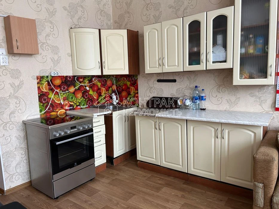 Продам 2 к. квартиру на Залютіно єВідновлення