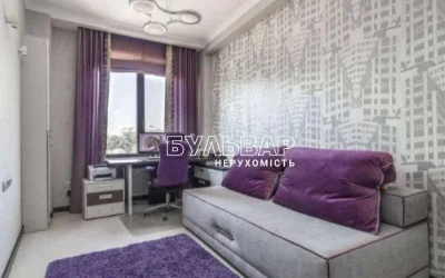 Продам 4 к.кв - 130 м2, Центр, Новострой, ул Свободы 36А