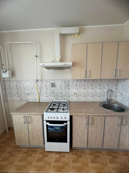 Продам 1 квартиру Алексеевка, пр-т Победы 66 Л с ремонтом