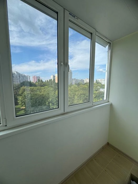 Продам 1 квартиру Алексеевка, пр-т Победы 66 Л с ремонтом