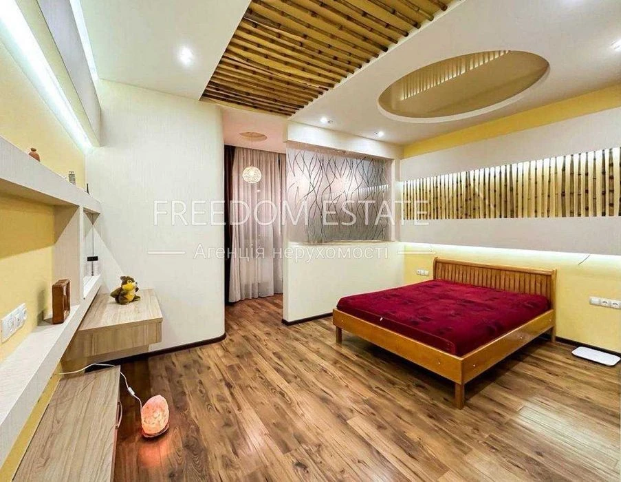 120 тыс.$ ПРОДАЖА / Квартира 101 м2 в центре с ремонтом / НО