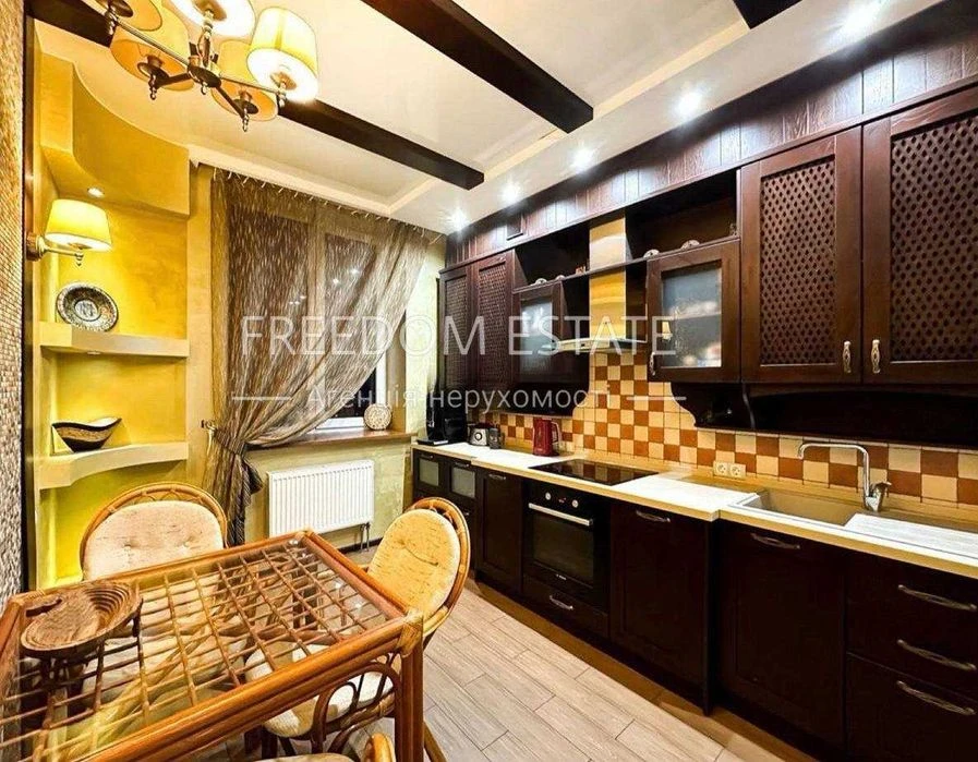 120 тыс.$ ПРОДАЖА / Квартира 101 м2 в центре с ремонтом / НО