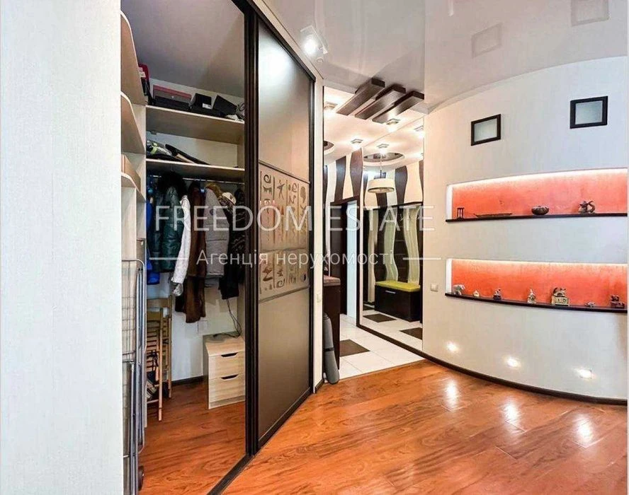 120 тыс.$ ПРОДАЖА / Квартира 101 м2 в центре с ремонтом / НО