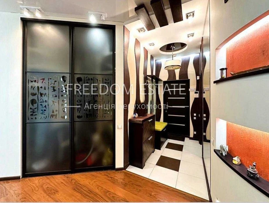 120 тыс.$ ПРОДАЖА / Квартира 101 м2 в центре с ремонтом / НО
