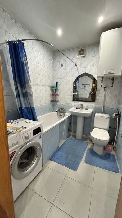 Продам 3-4 к квартиру  87 м2 м. Хол. Гора, Залютино ул. Мура