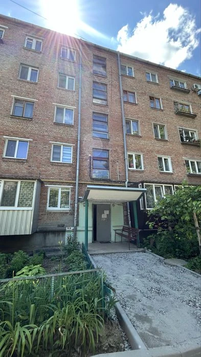 Продам 3-4 к квартиру  87 м2 м. Хол. Гора, Залютино ул. Мура