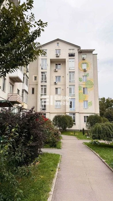 Продам 3 кімн. дворівневу квартиру на вул. Дизельна, 14. єВі