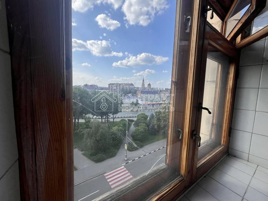 Продаж РЕАЛЬНА 2-к кв ЦЕНТР пл.Павлівська,2 6/8 поверх 84м2