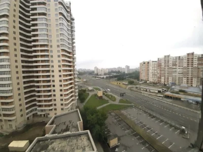 Продажа 2 ком. квартиры у порога метро Победа.