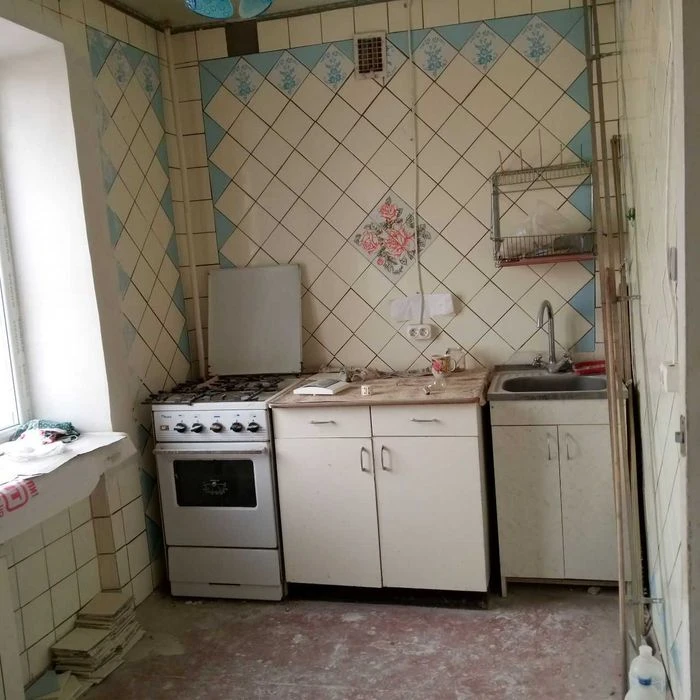 D1W  Продам 3-х кімнатну квартиру вул. Вокзальна