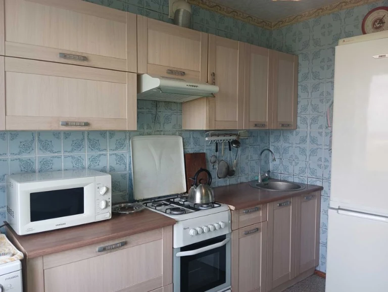 D1A Продам 3 кімнатну квартиру Пятихатки, БАМ, вул. Гацева