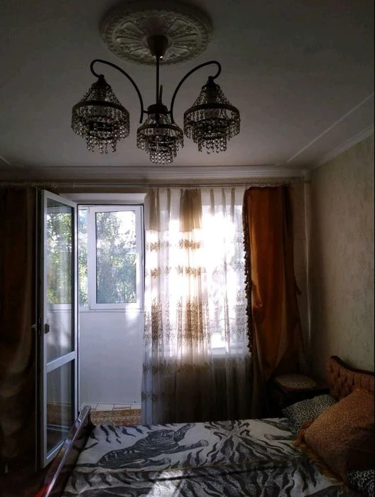 And. S1  Продаж 1 кімнатної квартири, вул. Нескорених 47 А