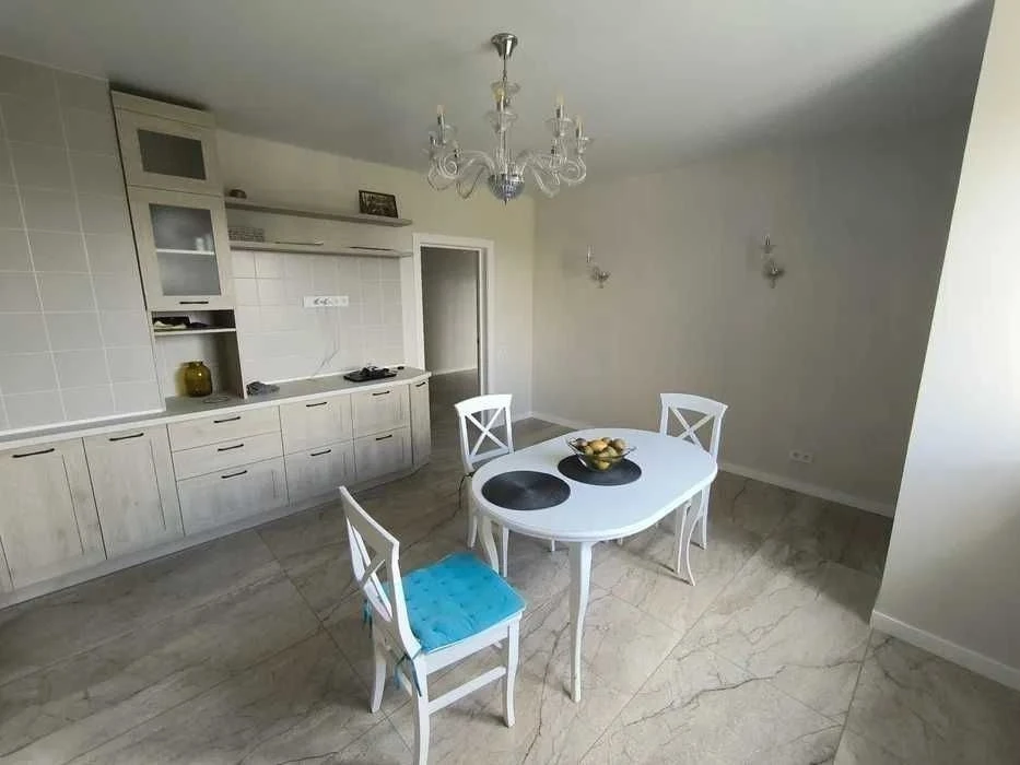 Spacious 4-room apartment on Vorobyova, Kurskaya, Fuchika, Vo