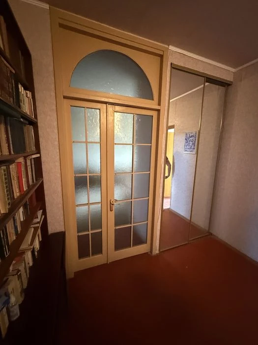 Продам 4 комнатную квартиру, Архитекторов, 22