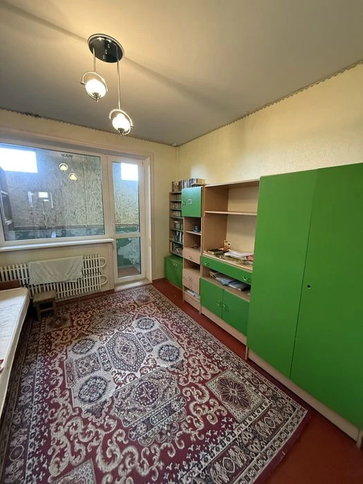 Продам 4 комнатную квартиру, Архитекторов, 22