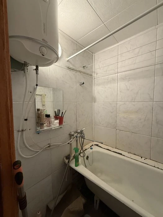 Продам 4 комнатную квартиру, Архитекторов, 22