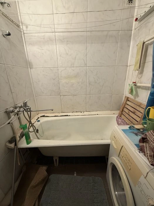 Продам 4 комнатную квартиру, Архитекторов, 22