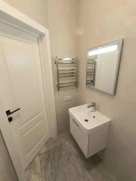 Spacious 4-room apartment on Vorobyova, Kurskaya, Fuchika, Vo