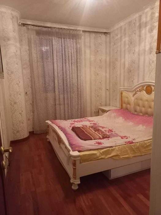 Продам 4 к. квартиру в новострое Салтовка. (403957)
