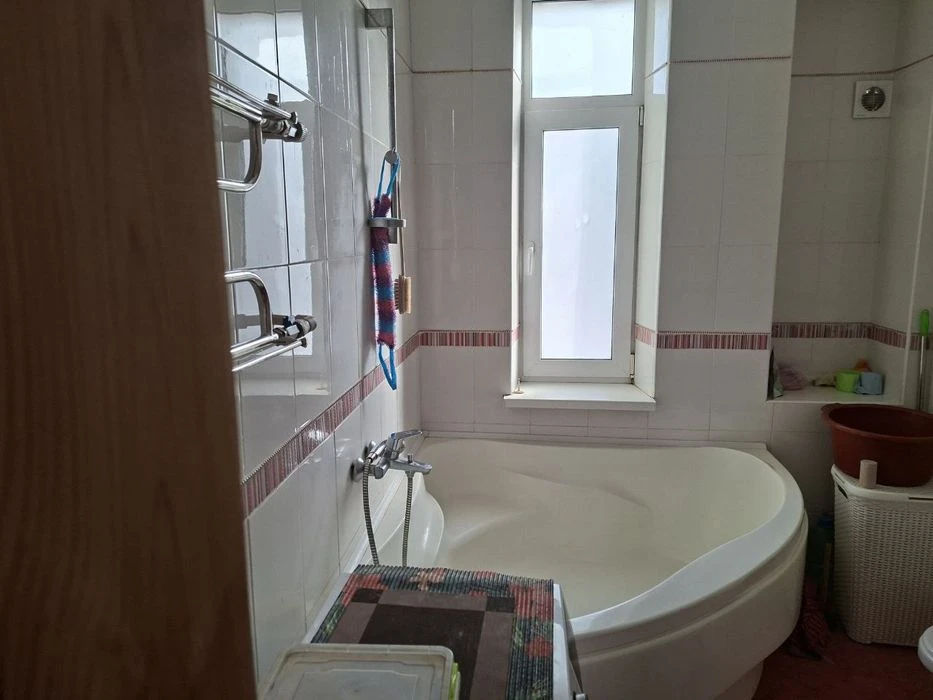 Apartment for sale on Mazepa Ave., Kostya Hordiyenko St.