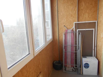 Продам 2-кв м. Защитников Украины пр. Героев Харькова д.96а