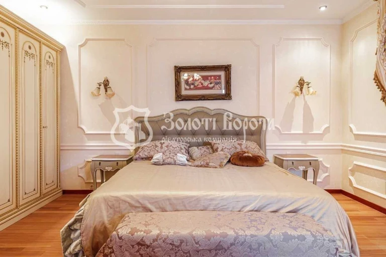 4-room apartment for sale 210 m², Staronavodnytska St., 1