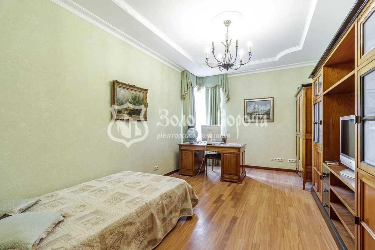 4-room apartment for sale 210 m², Staronavodnytska St., 1