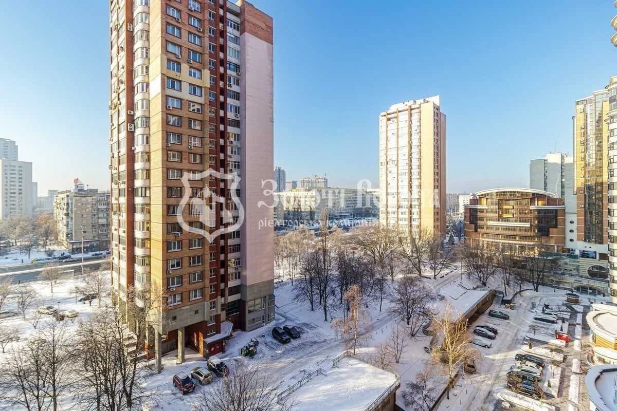 4-room apartment for sale 210 m², Staronavodnytska St., 1