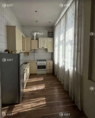 5к. 110м2, Центр (Ул. Гиршмана 17, М. Архитектора Бекетова)