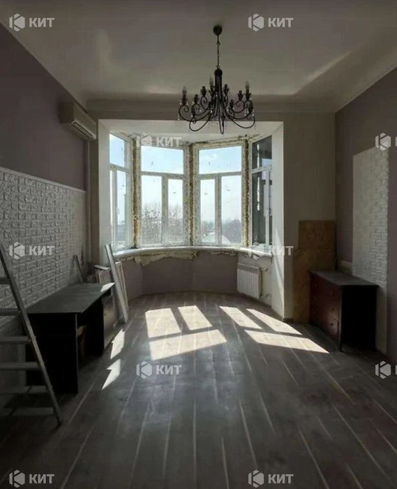 5к. 110м2, Центр (Ул. Гиршмана 17, М. Архитектора Бекетова)