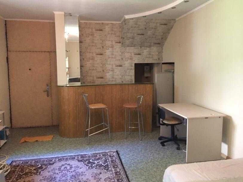 Продам 1 ком. квартиру возле м."Исторический музей"