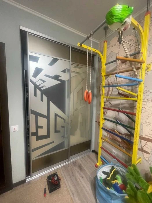 Продам 3 ком кв.  в Центре  Сертифмкат