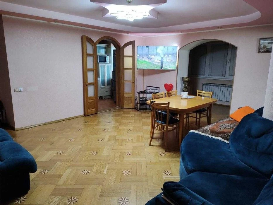 4к.квартира, район Метро, кирпичный дом, проспект Аэрокосмич