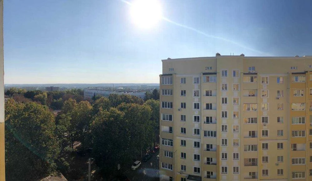 Продажа 1-о комнатной квартиры с возможностью переделки в дв