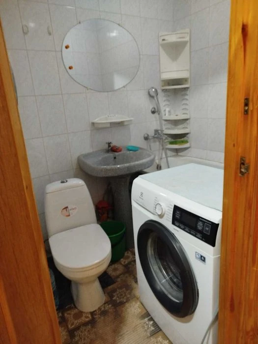 Продам 1 к.квартиру П'ятихатки пр. Ак.Курчатова 27