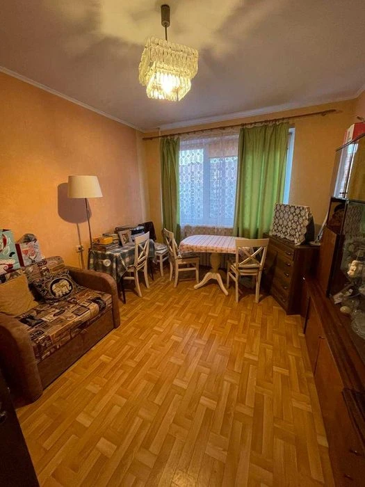 Продам шикарну 3-х кімнатну квартиру за вартістю 1-о кімнатн