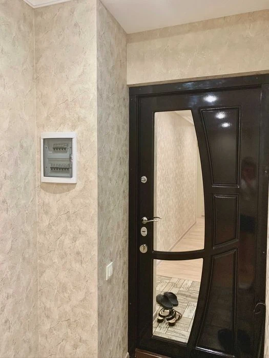 Продам 3к 1й дом от м.Студенческая, ул.Валентиновская