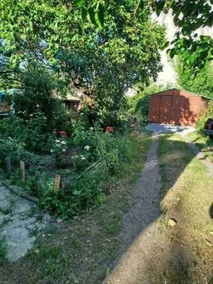 Продам 1 квартиру біля метро Спортивна