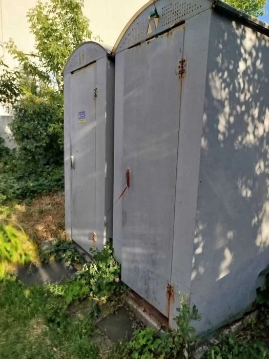Продам 1 квартиру біля метро Спортивна