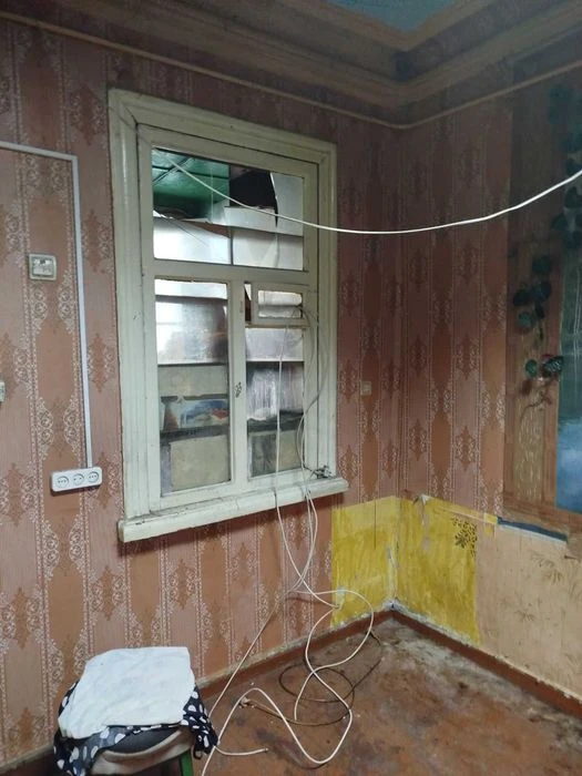Продам 1 квартиру біля метро Спортивна