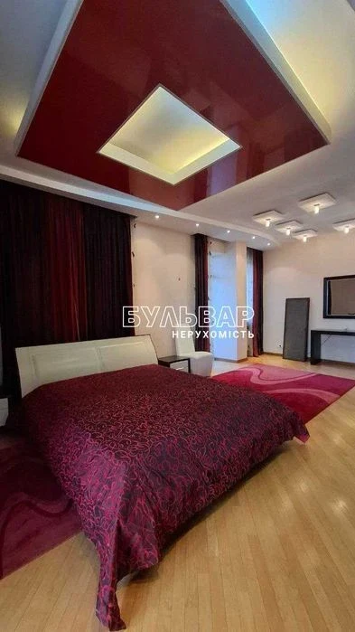 Продам 4 к.кв - 190 м2,, ЖК Азарин, Отакара Яроша 16-Б +2 па