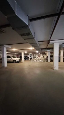 Продам 4 к.кв - 190 м2,, ЖК Азарин, Отакара Яроша 16-Б +2 па