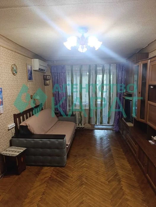 Продам 2 квартиру пос. Жуковського (Жуковского), в гарному с