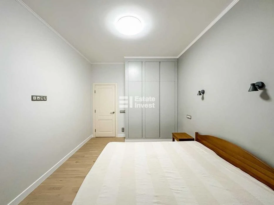 Продам 3 кімн. квартиру в новобудові на пр. Перемоги, 66Е