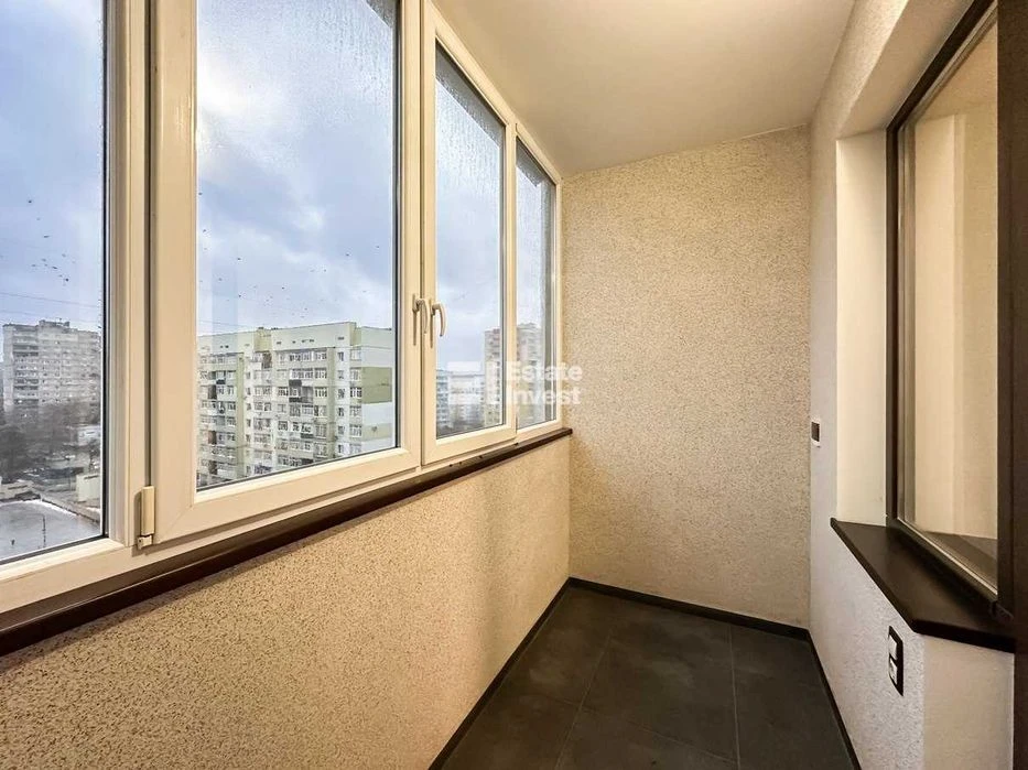 Продам 3 кімн. квартиру в новобудові на пр. Перемоги, 66Е