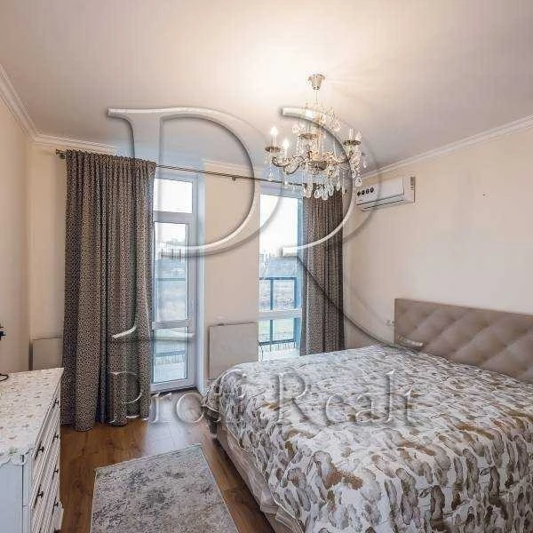 3-room apartment for sale 81 m², Meletiya Smotrytskoho vul.