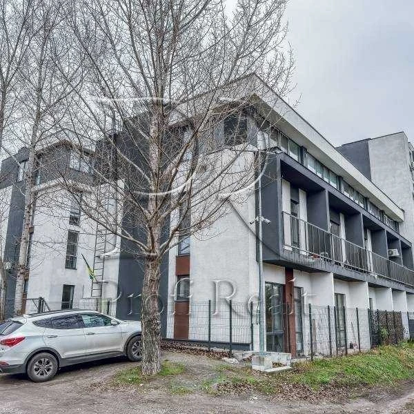 3-room apartment for sale 81 m², Meletiya Smotrytskoho vul.